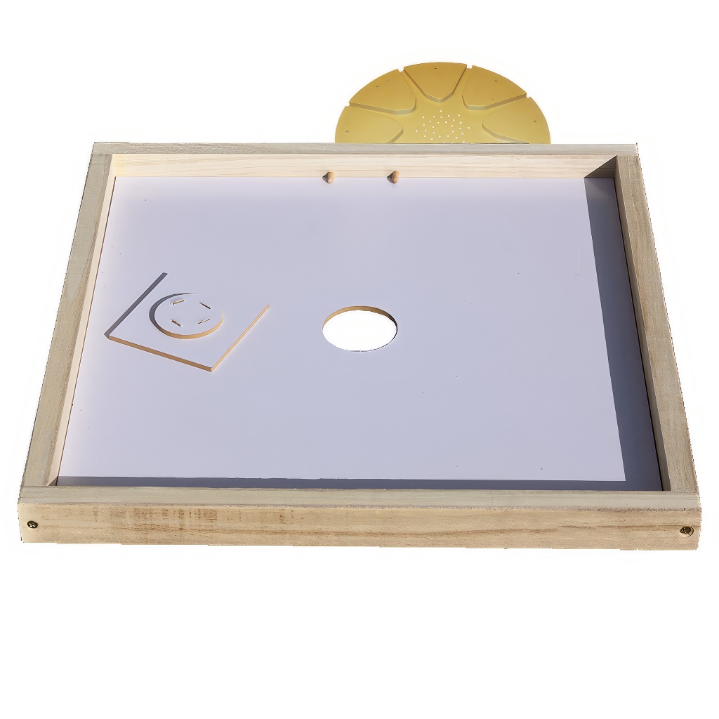 Dadant Blatt 12 R - bee escape in wooden frame