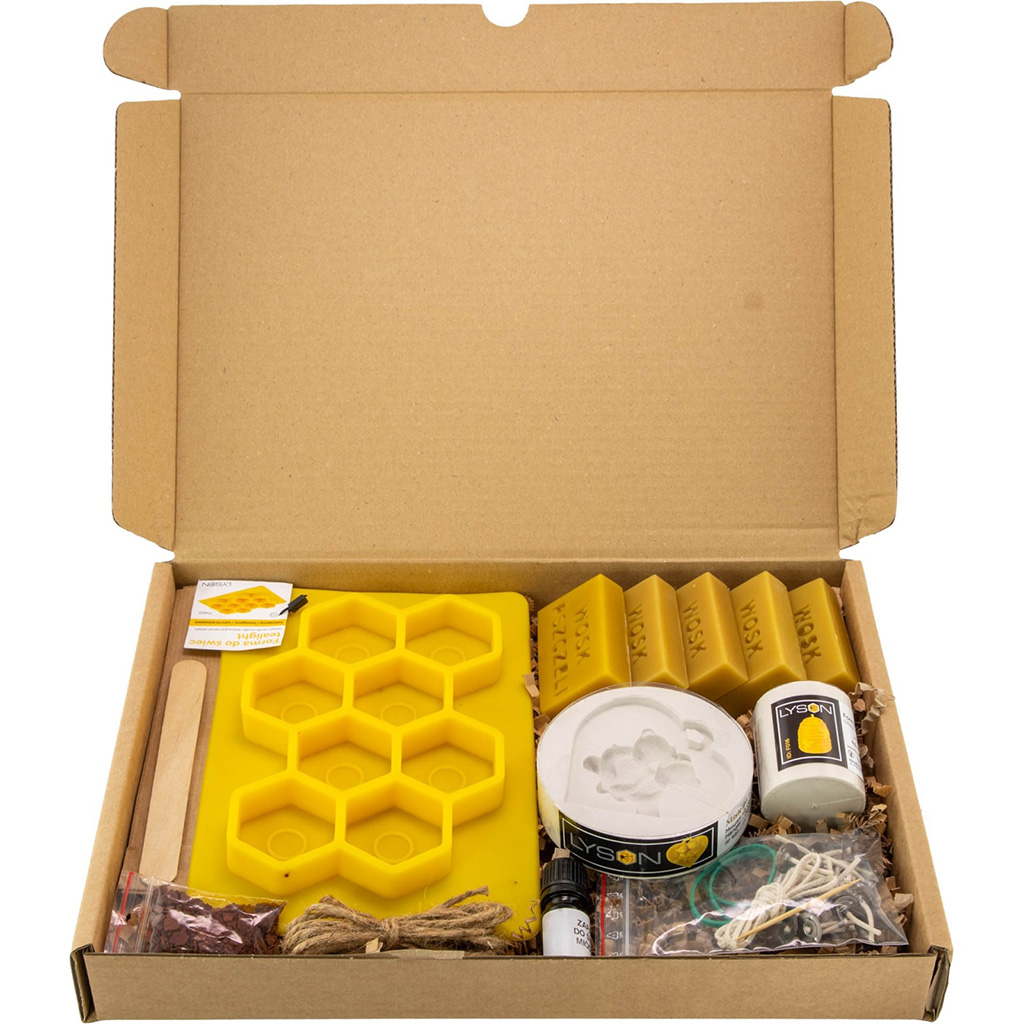 Creative candle making kit - bee motif