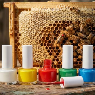 Queen Marking Paint - bottle
