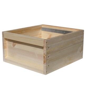 Full-depth hive box for Deutsch Normalmaß - 10 frames - schiene