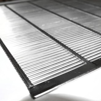 Metal queen excluder with frame 420x420 mm
