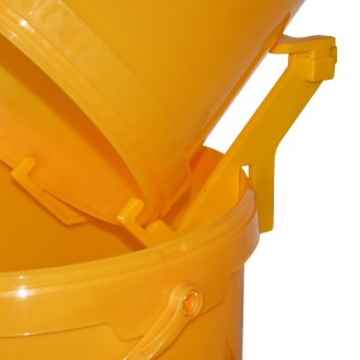 Honey Gate Holder - Plastic