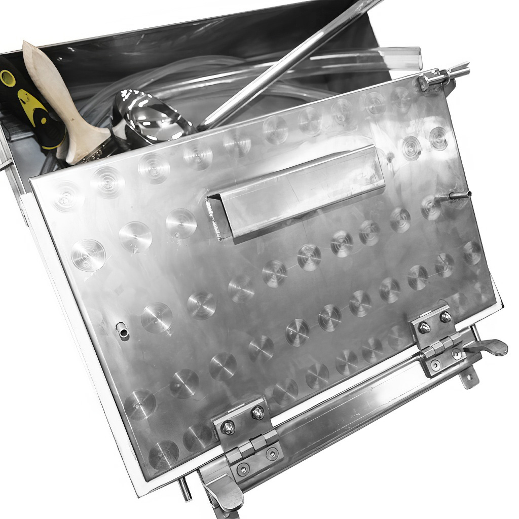 Stainless steel foundation mold with water cooling