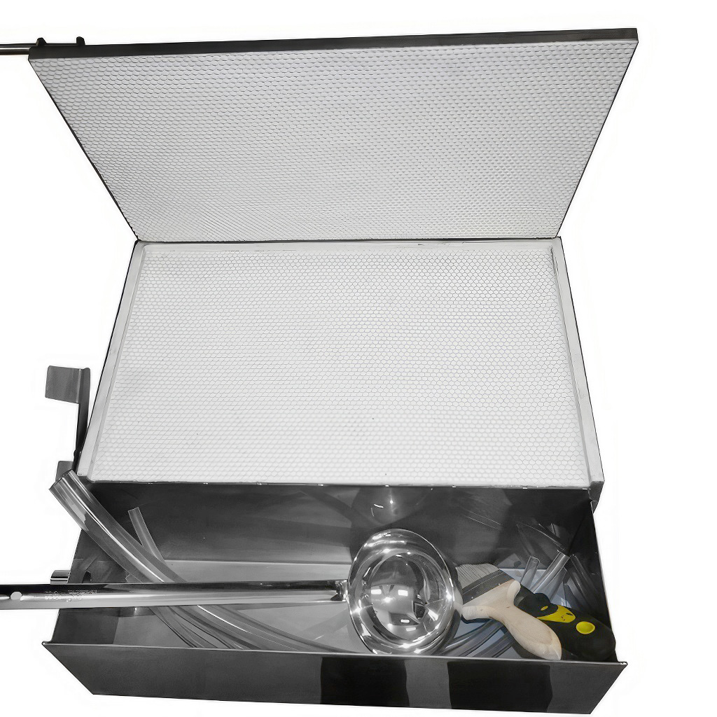 Stainless steel foundation mold with water cooling