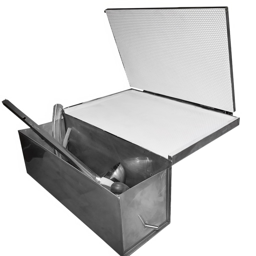Stainless steel foundation mold with water cooling